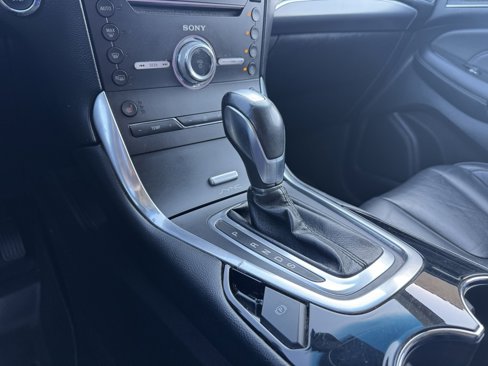Used 2017 Ford Edge Titanium w/ Technology Package image 25
