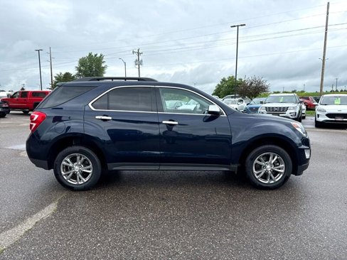Used 2017 Chevrolet Equinox LT w/ Convenience Package image 6
