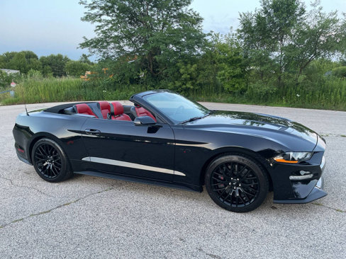 Used 2018 Ford Mustang GT Premium w/ GT Performance Package image 4