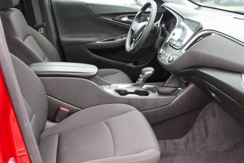 Used 2024 Chevrolet Malibu LT image 14