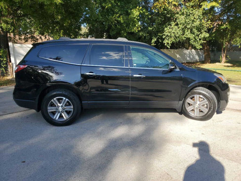 Used 2017 Chevrolet Traverse LT image 7