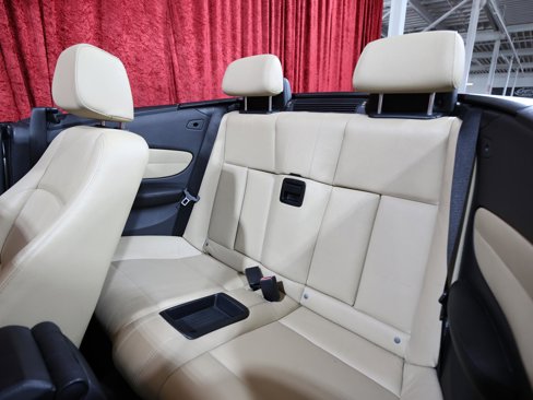Used 2013 BMW 135i Convertible image 16