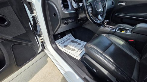 Used 2020 Dodge Charger SXT w/ Leather Interior Group image 23