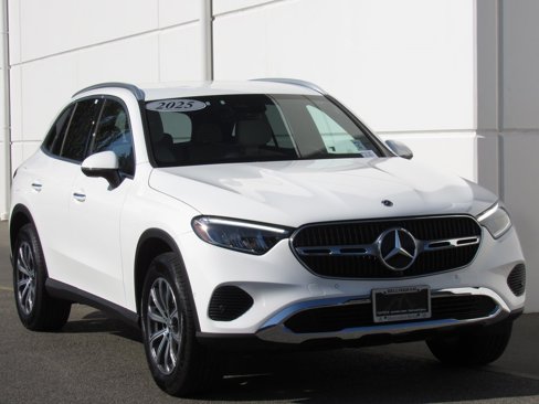 Certified 2025 Mercedes-Benz GLC 300 4MATIC image 2