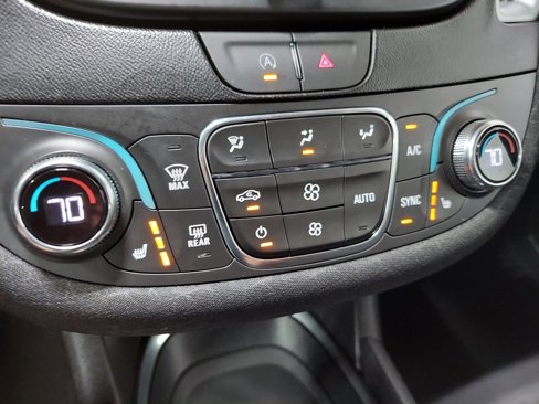 Used 2023 Chevrolet Malibu LT image 32