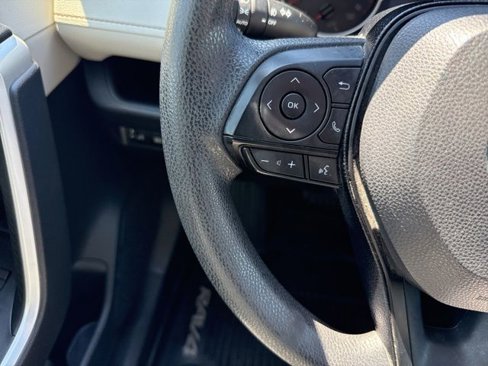 Used 2019 Toyota RAV4 XLE image 19