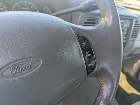 Used 2002 Ford F150 XLT image 19