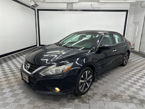 Used 2016 Nissan Altima 2.5 SR image 1