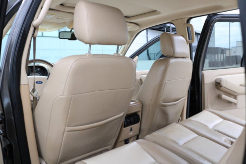 Used 2006 Ford Explorer Eddie Bauer image 44