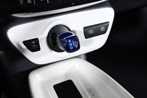 Used 2016 Toyota Prius image 16