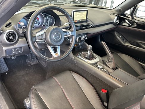 Used 2017 MAZDA MX-5 Miata RF Grand Touring image 7