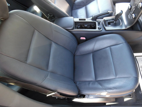 Used 2009 Volvo S40 T5 R-Design image 22