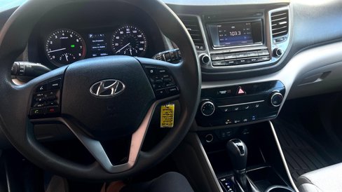 Used 2016 Hyundai Tucson SE image 25