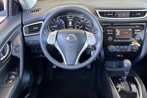 Used 2014 Nissan Rogue S image 27