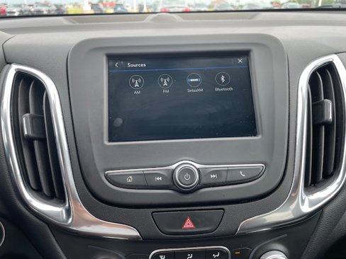 Used 2019 Chevrolet Equinox LT image 12