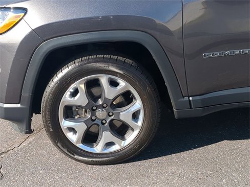 Used 2019 Jeep Compass Limited image 13