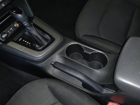 Used 2018 Hyundai Elantra SEL image 26