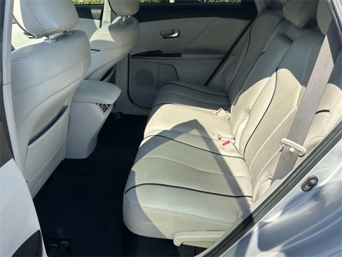 Used 2010 Toyota Venza image 21
