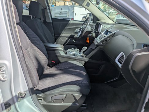 Used 2011 Chevrolet Equinox LT w/ Driver Convenience Package image 33