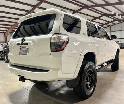 Used 2021 Toyota 4Runner SR5 image 2