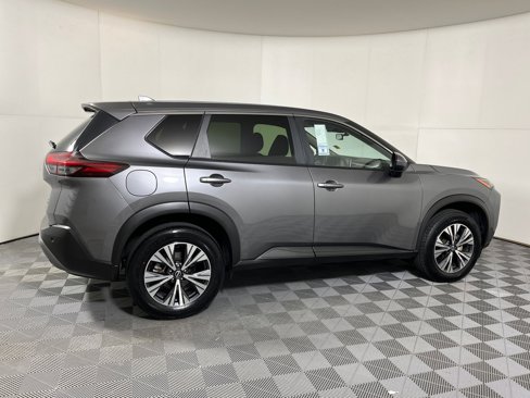 Used 2023 Nissan Rogue SV image 6