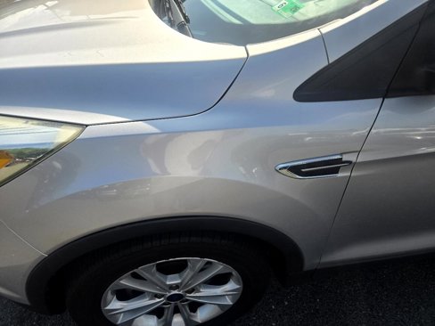 Used 2017 Ford Escape SE image 7