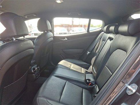 Used 2020 Kia Stinger GT-Line image 12