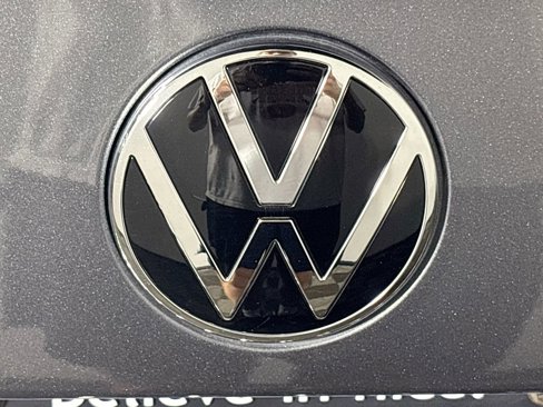 Certified 2024 Volkswagen Jetta SE image 24