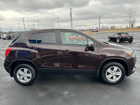 Used 2021 Chevrolet Trax LS w/ Tint and Cruise Package image 4