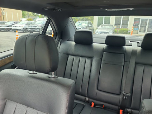Used 2011 Mercedes-Benz E 550 Sedan image 14