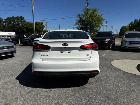 Used 2017 Kia Forte S w/ S Technology Package image 5