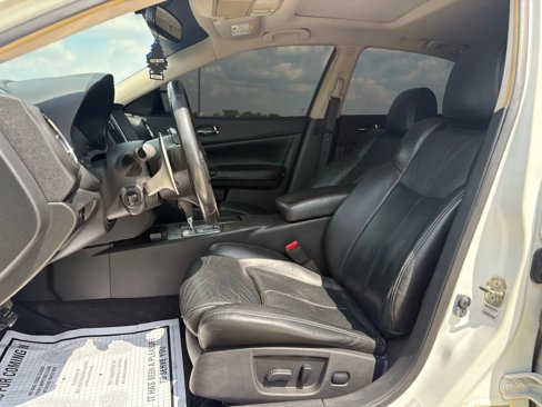 Used 2014 Nissan Maxima 3.5 SV w/ Sport Package image 9
