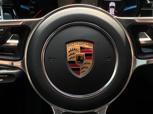 Used 2018 Porsche Macan S image 57
