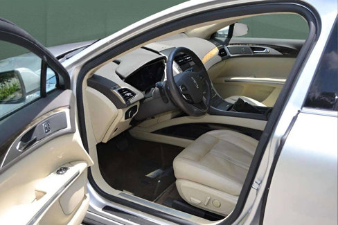 Used 2013 Lincoln MKZ image 16