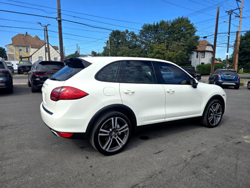 Used 2012 Porsche Cayenne S image 4