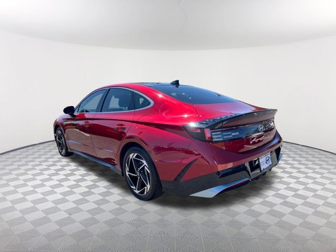 Used 2024 Hyundai Sonata SEL w/ Convenience Package image 9