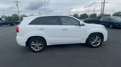 Used 2014 Kia Sorento SX image 9