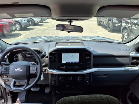 Used 2022 Ford F150 XLT image 11