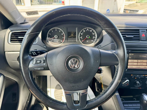 Used 2012 Volkswagen Jetta SE image 26