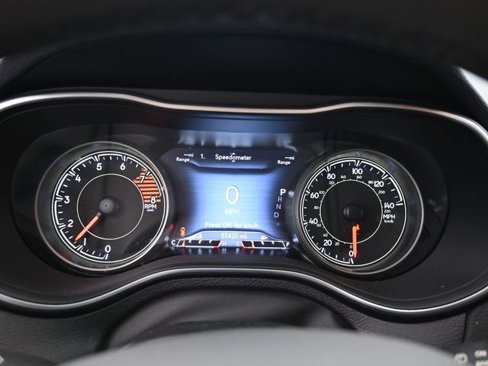 Used 2022 Jeep Cherokee Trailhawk w/ Comfort/Convenience Group image 3