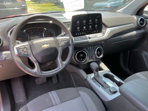 Used 2023 Chevrolet Blazer LT image 12