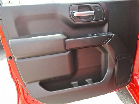 Used 2023 Chevrolet Silverado 1500 Custom image 13