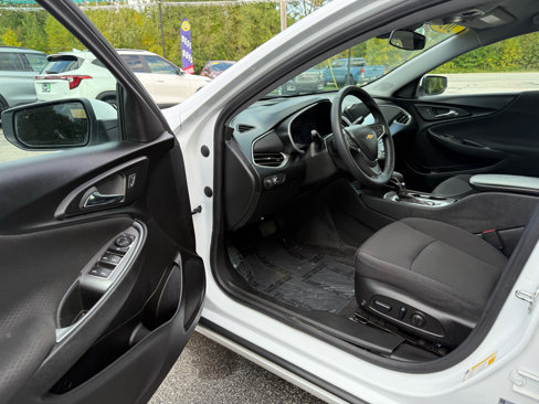 Used 2024 Chevrolet Malibu RS image 14