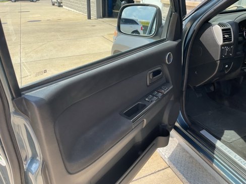 Used 2007 Chevrolet Colorado LT w/ LT Preferred Equipment Group image 7