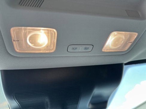 New 2025 Ford Maverick XL image 22