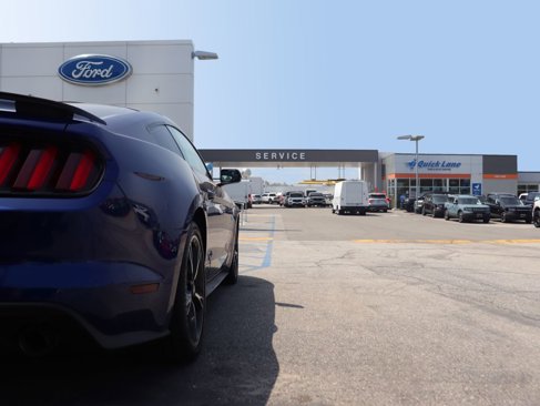 Used 2017 Ford Mustang Premium w/ Ecoboost Performance Package image 18