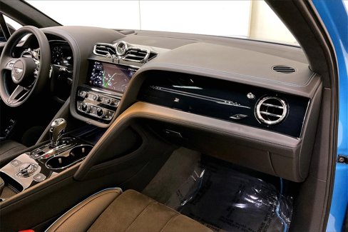 New 2024 Bentley Bentayga image 13