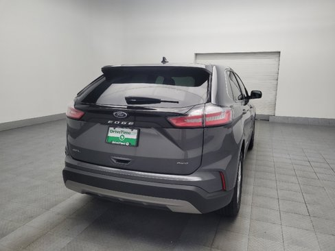 Used 2024 Ford Edge SEL image 9