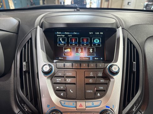Used 2015 Chevrolet Equinox LT w/ Driver Convenience Package image 23