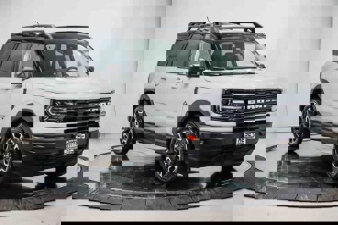 Used 2022 Ford Bronco Sport Outer Banks w/ Tech Package image 5